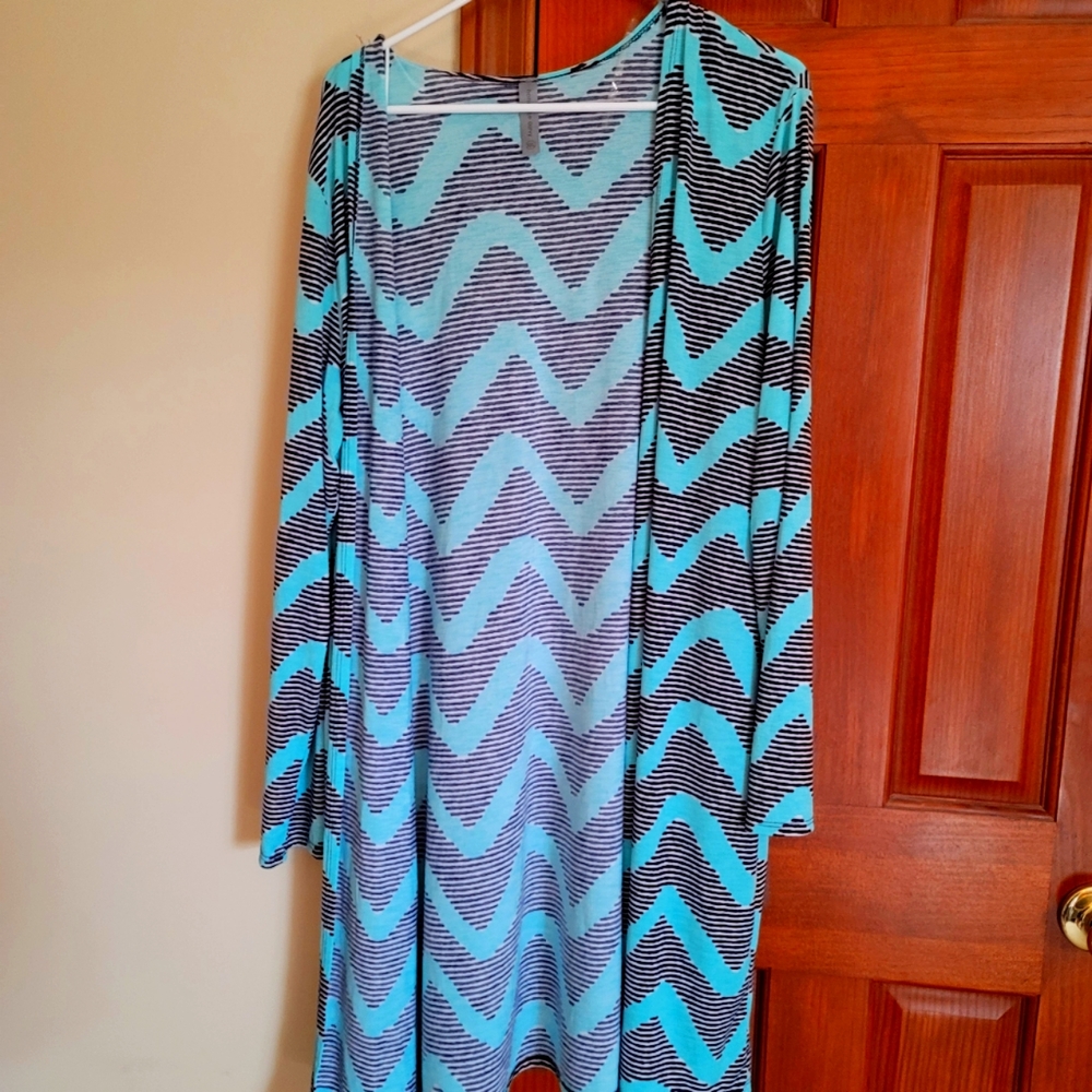 Teal, black and white kimono